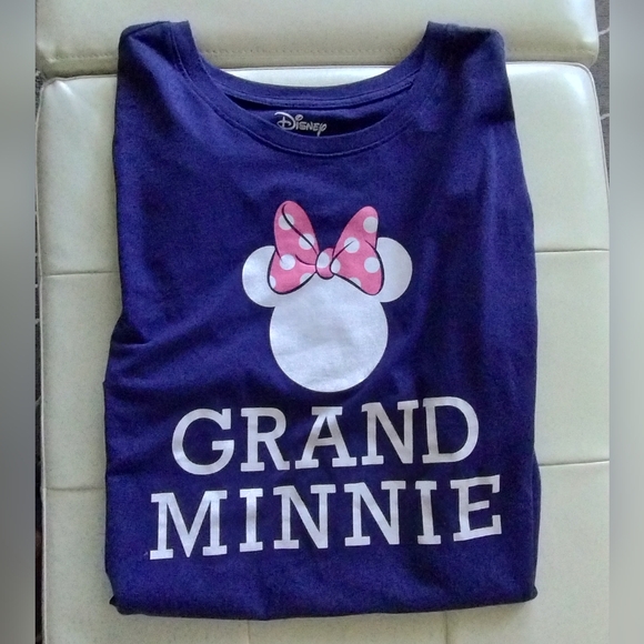 Disney Minnie Mouse Tee - Picture 7 of 10